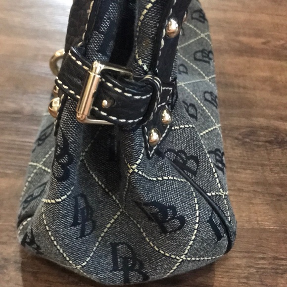 Douney & Burke small black purse - Picture 7 of 7